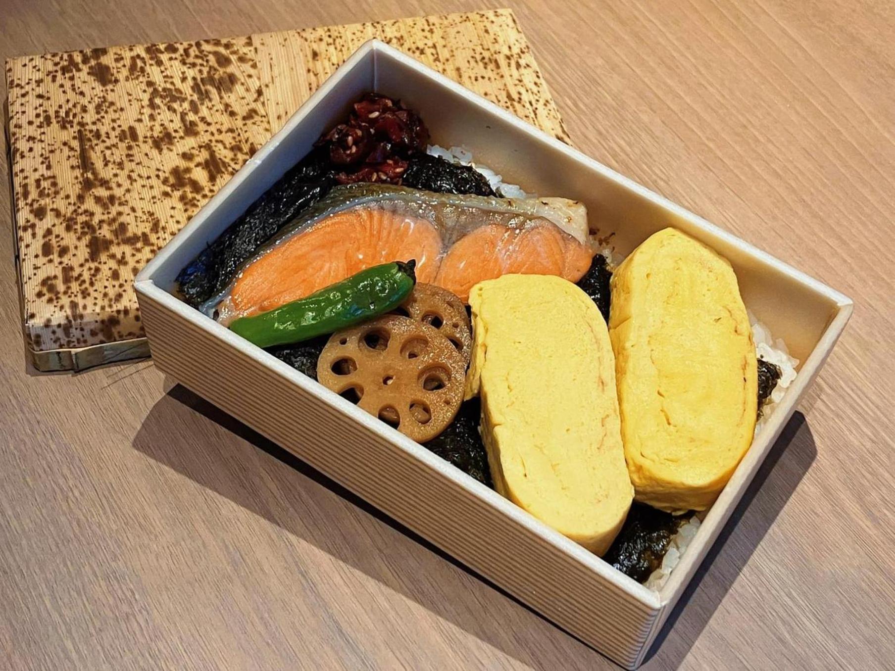 Garner Hotel Osaka Honmachi Station By Ihg Экстерьер фото